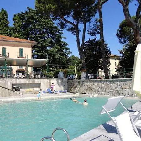 Appartement Sleeps 3 Pool T421409 Meina